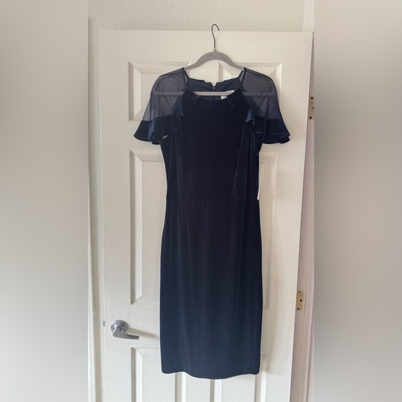 NWT Eliza J Ruffle Sleeve Velvet Cocktail Dress - Picture 5 of 14